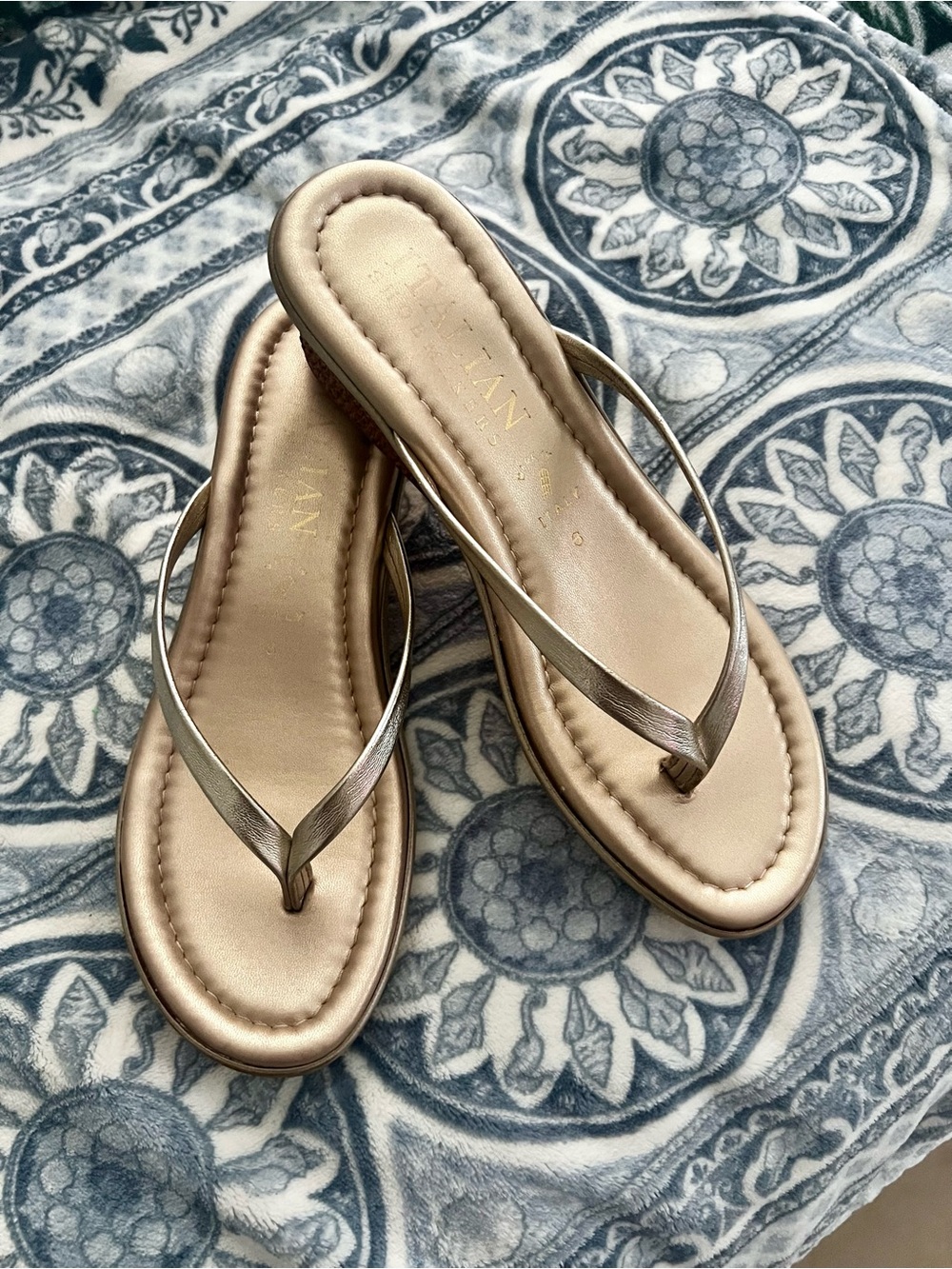 Italian Shoemakers Rose Gold Thong Sandals